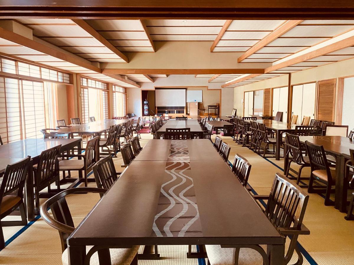 富士祥栄会館 Hotel Oyama  Exterior photo