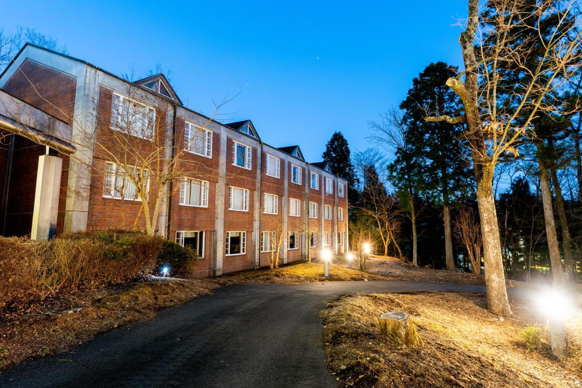 富士祥栄会館 Hotel Oyama  Exterior photo